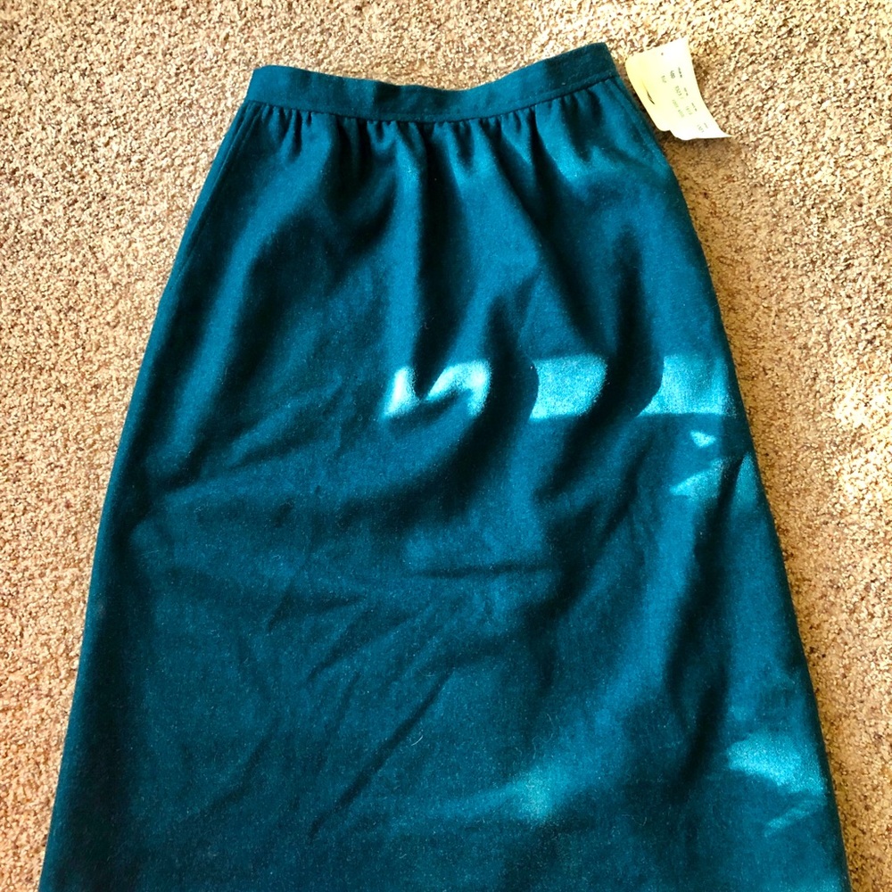 Vintage Evan Picone Wool Midi Skirt Size 12 NWT
